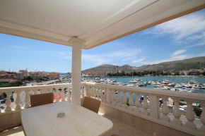 Отель Hotel Trogir Palace  Трогир